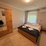 Nemere Apartmans Daire Balatonkenese