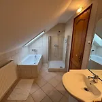 Nemere Apartmans Daire Balatonkenese
