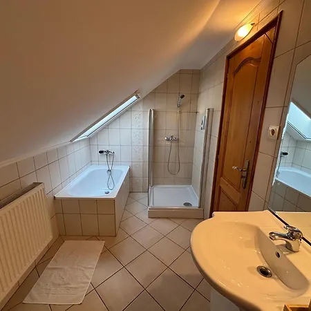 Nemere Apartmans Apartment Balatonkenese